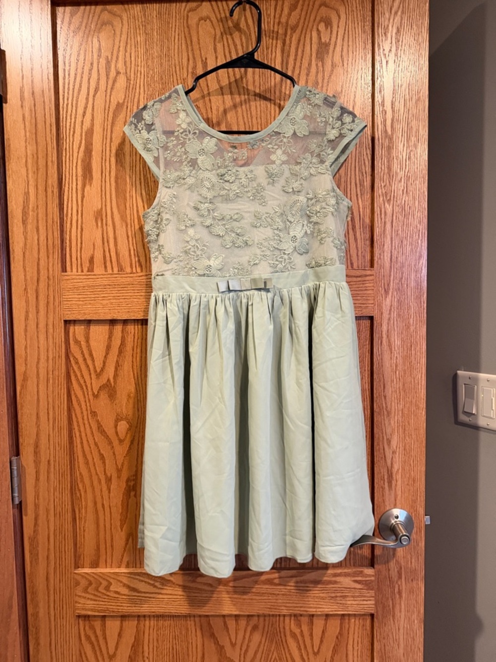 Girls Floral Lace Bodice Dress in Pale Sage 14Y/3XL